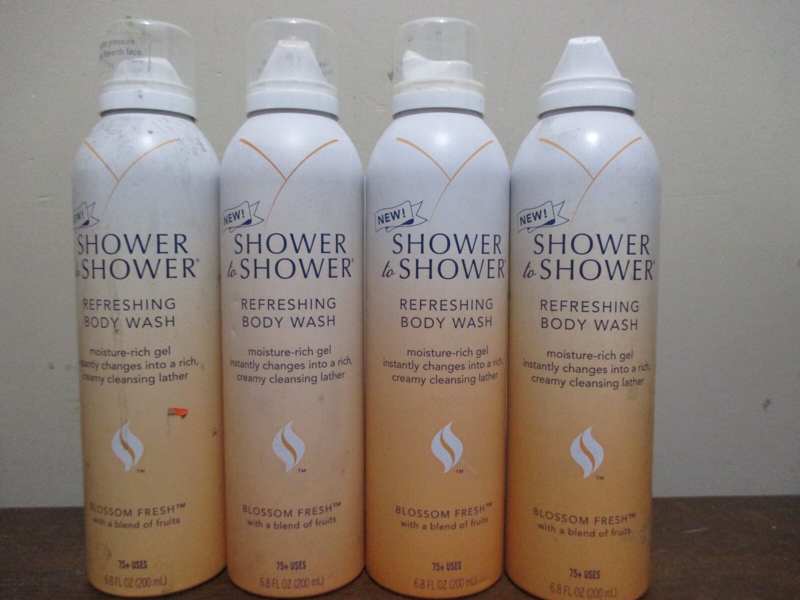 Lot of 4 VINTAGE Shower to shower body wash blossom fresh 6.8 oz each