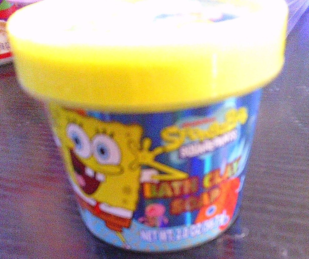 NEW Spongebob squarepants Moldable bath soap & 1 cutter 2 oz