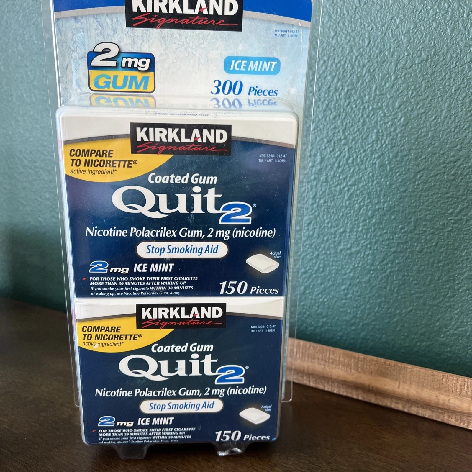 Kirkland Signature Quit Ice Mint Gum 2 mg, 300 Pieces Exp 2/27 FREE SHIPPING