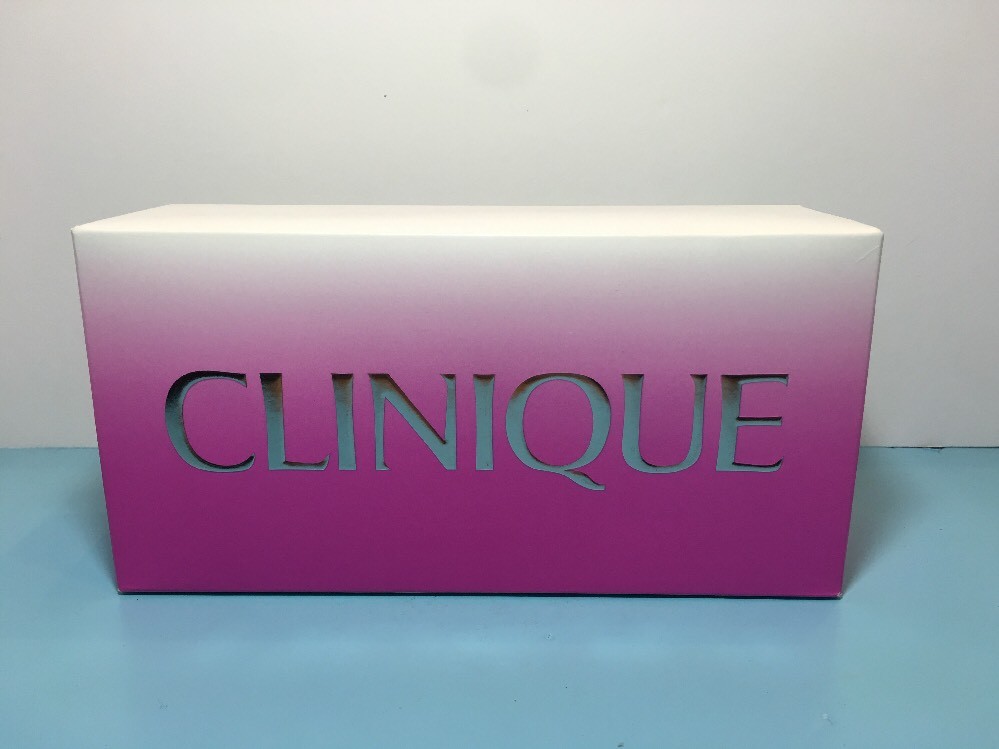 CLINIQUE – DATE WITH COLOUR – 6 PIECE LIMITED EDITION SET – $104 VALUE – NEW