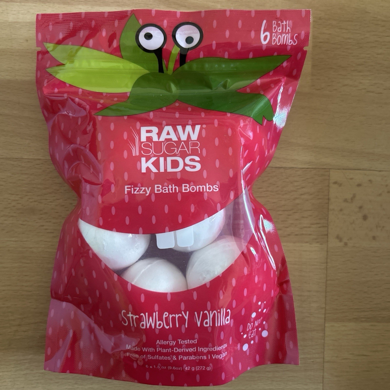 Raw Sugar Kids Strawberry Vanilla Mini Bath Bomb Set 6ct 9.6 oz Vegan
