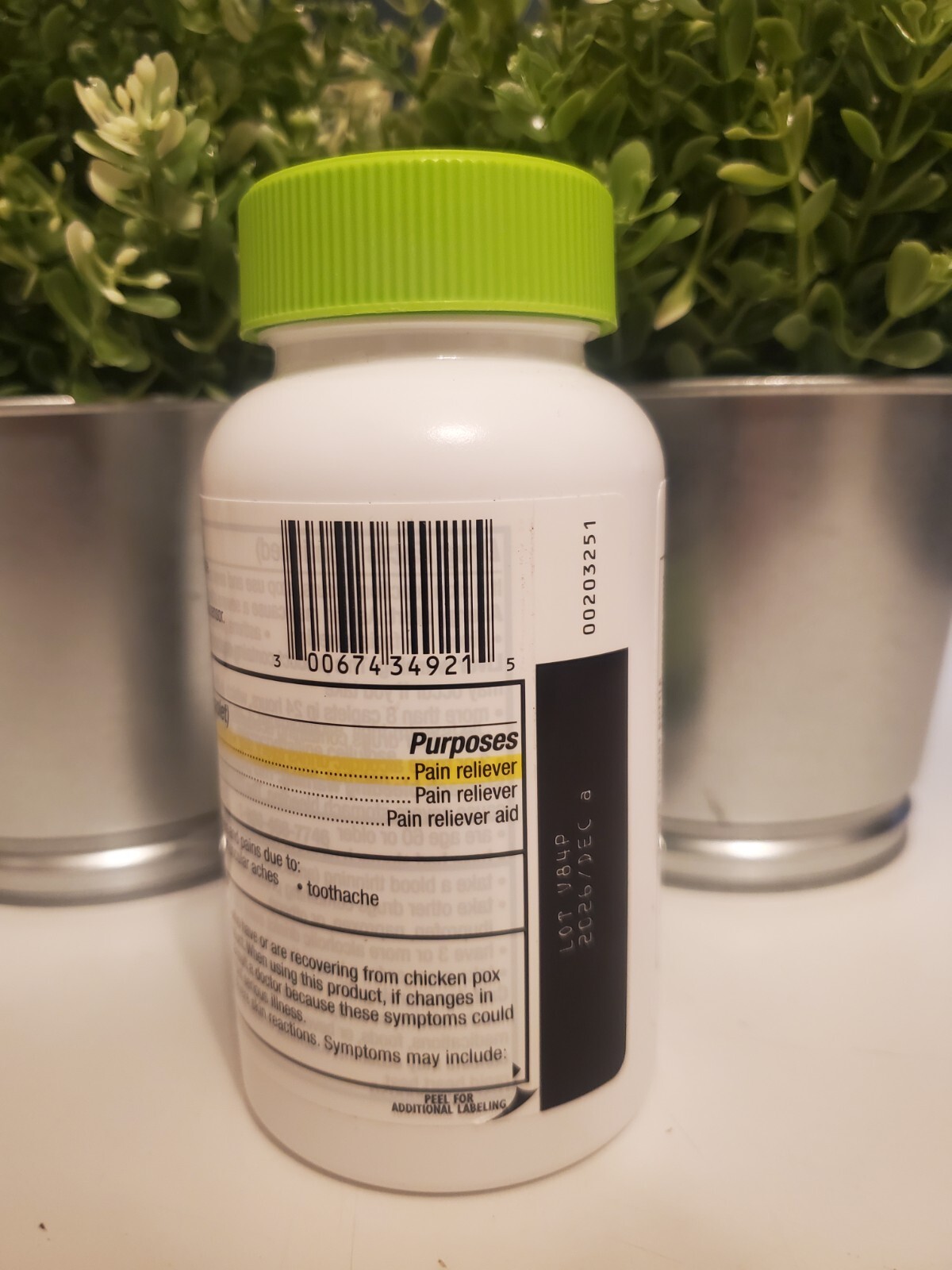 EXCEDRIN ~ Extra Strength ~ Headache Pain Reliever 300 Caplets * NEW * SEALED *