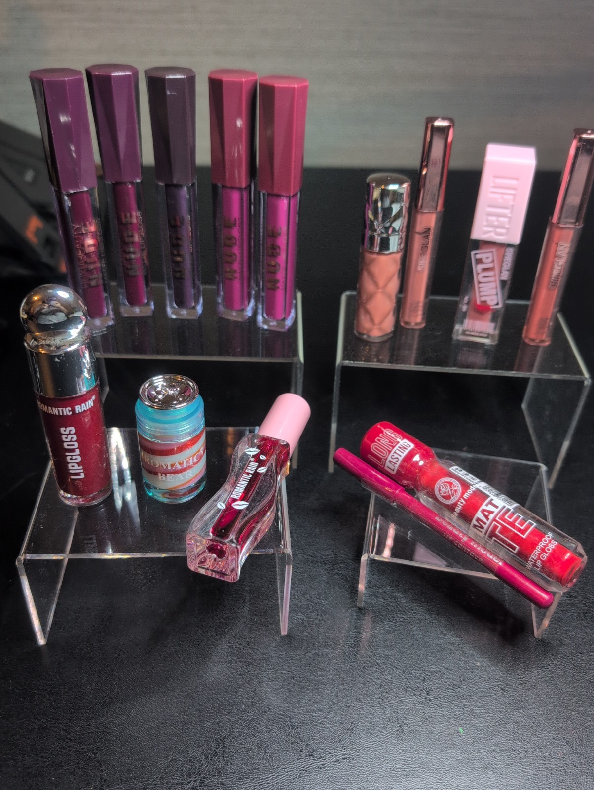 Lot Of 13 Lip Glosses, Lip Oils, Lip Plumpers