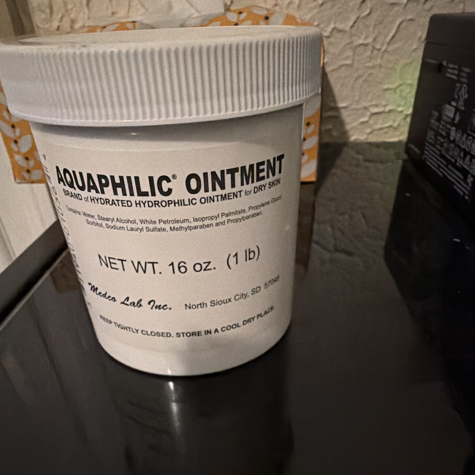 Aquaphilic USP Hydrated Hydrophilic Ointment for Dry Skin, 16 oz (1 lb) Jar