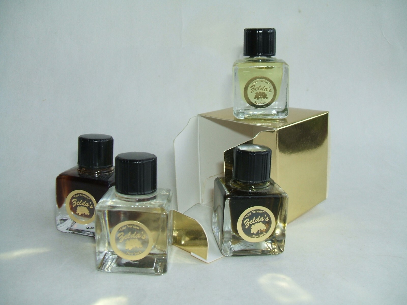 Zelda’s Pure Perfume Body Oils – Egyptian Musk or 70+ Scents 1/8 oz Cube Bottle