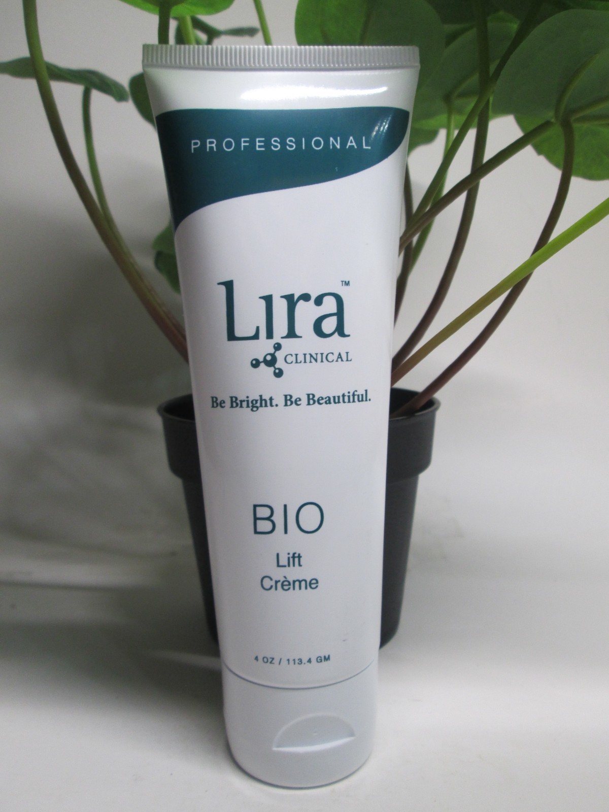 LIRA Bio lift creme 4.oz/113.4 gm NEW