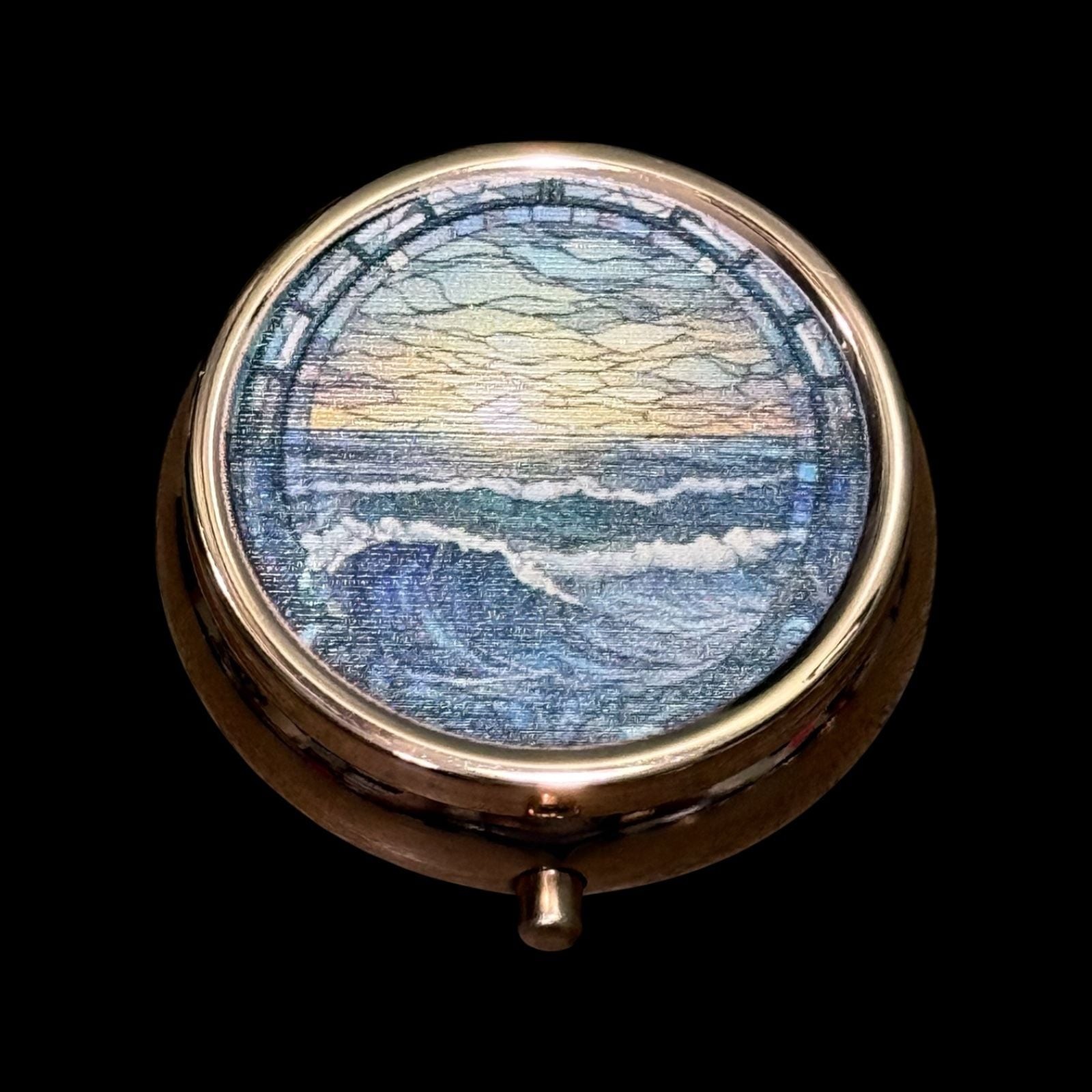 Cute Ocean Wave Portable Round Metal Pill Organizer Case