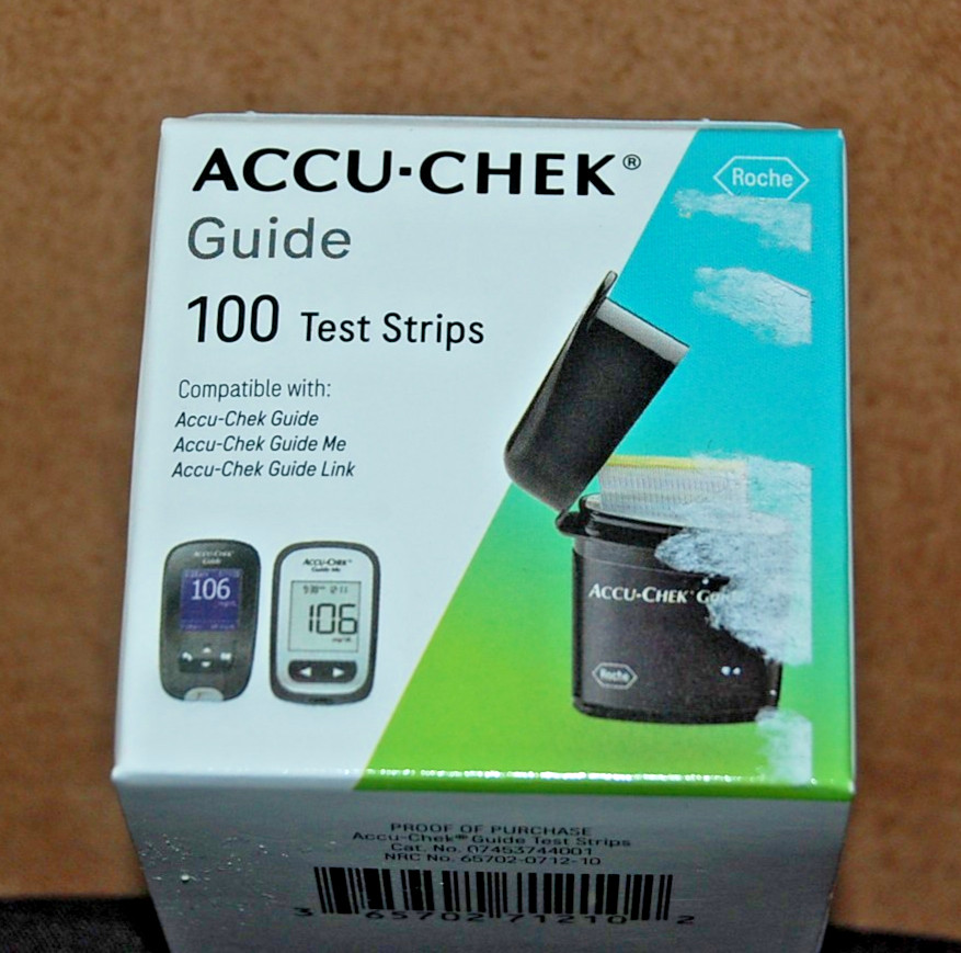 ACCU-CHEK Test Strips (100 count) FREE SHIPPING – Exp. 06-2027 or Later – New