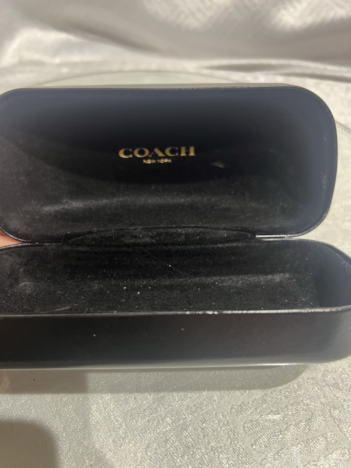 Coach Eyeglasses Case Hard Shell Clamshell Sunglasses in Black
