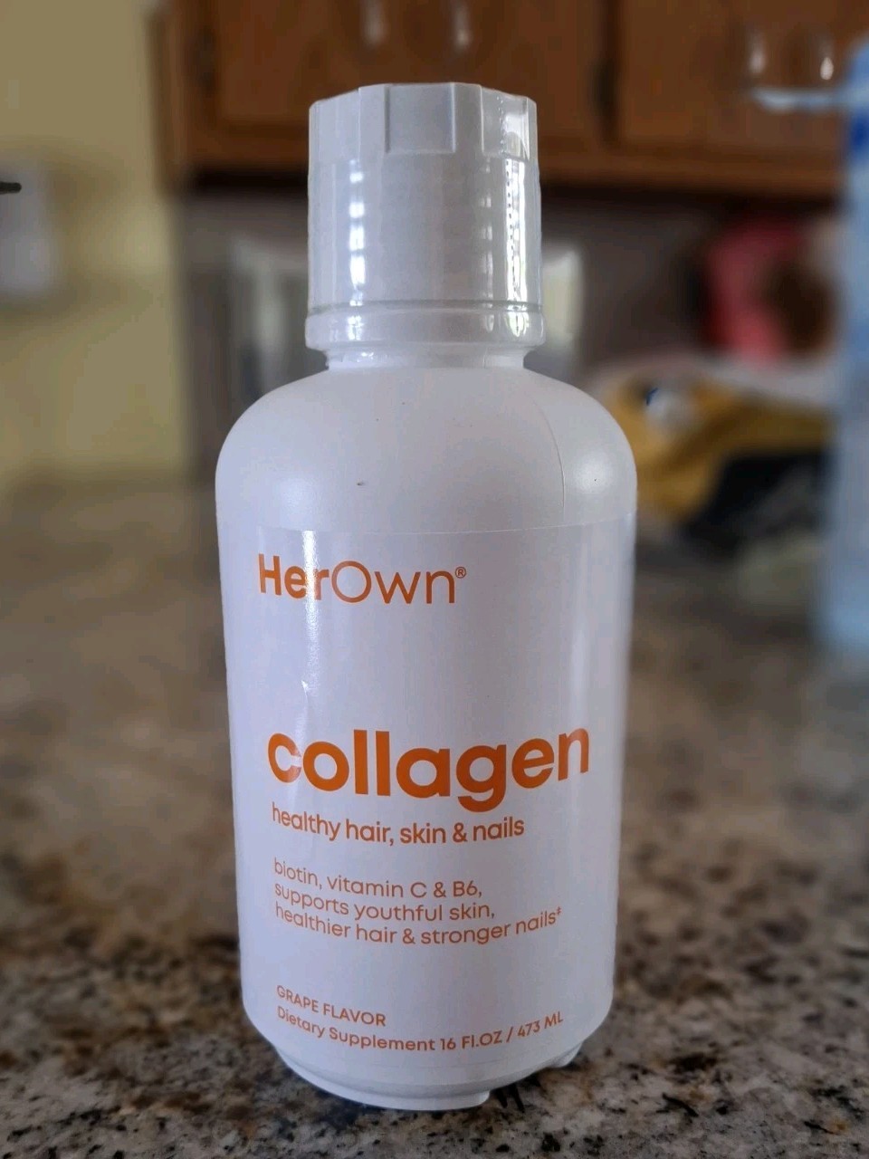 HEROWN COLLAGEN BIOTIN, VITAMIN C & B6 YOUTHFUL HAIR, SKIN, JOINTS & NAILS GRAPE