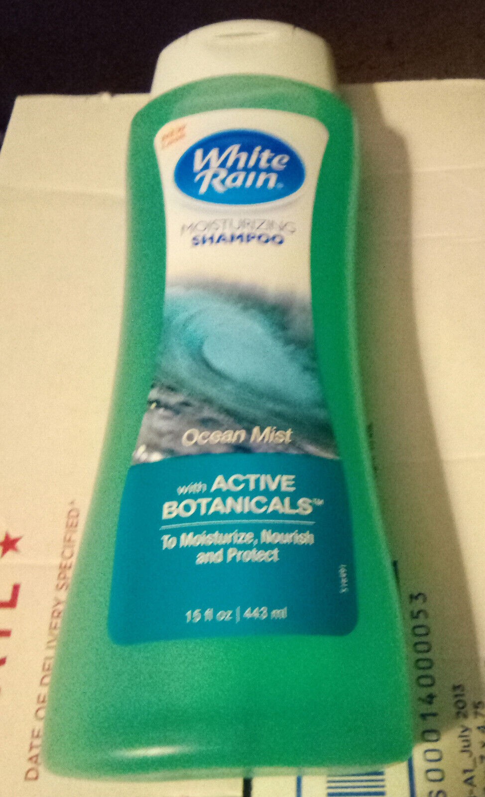 One (1) White Rain Moisturizing Shampoo Ocean Mist 15 fl oz