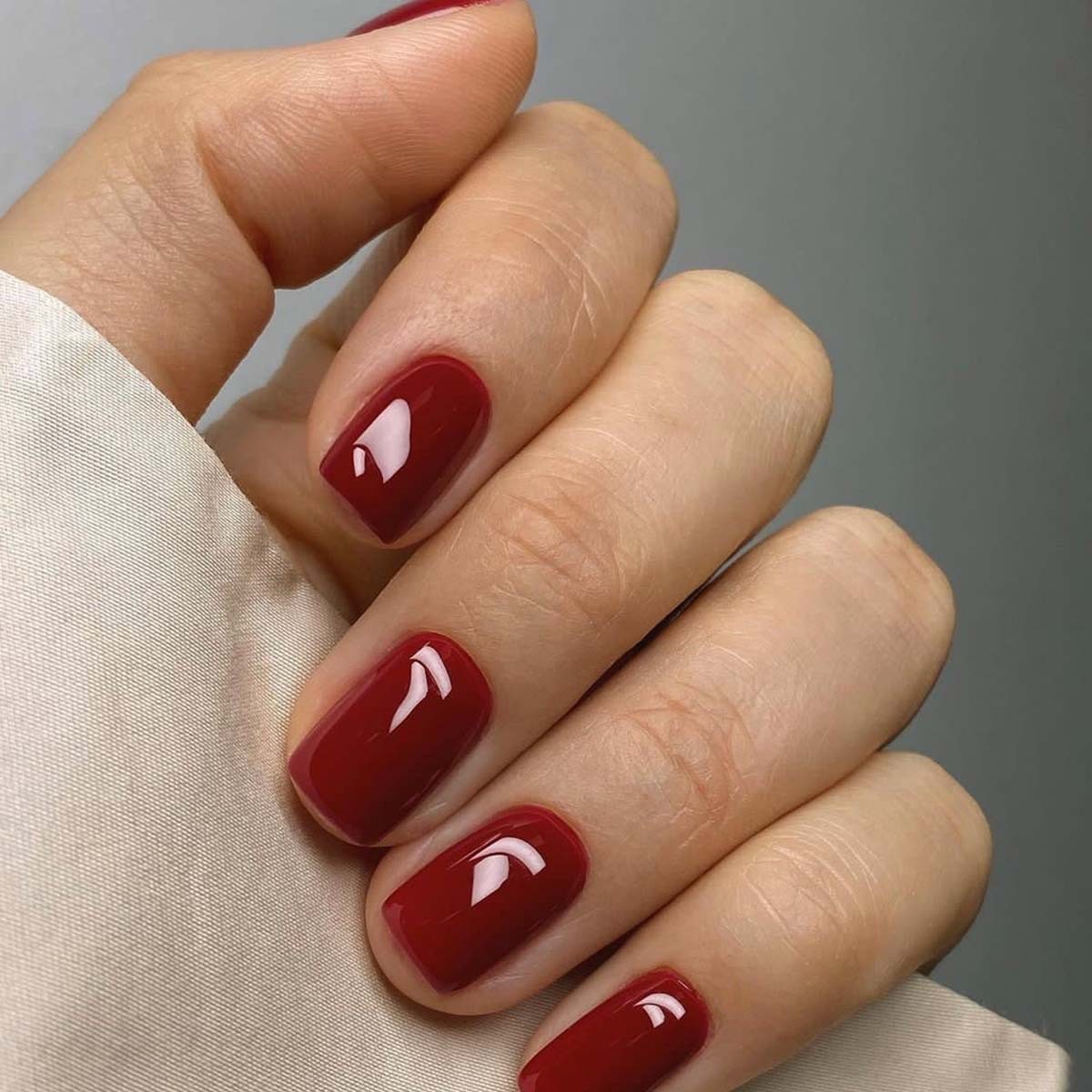 24pc Maroon Press On Nails | Medium Squoval | Reusable with Tools