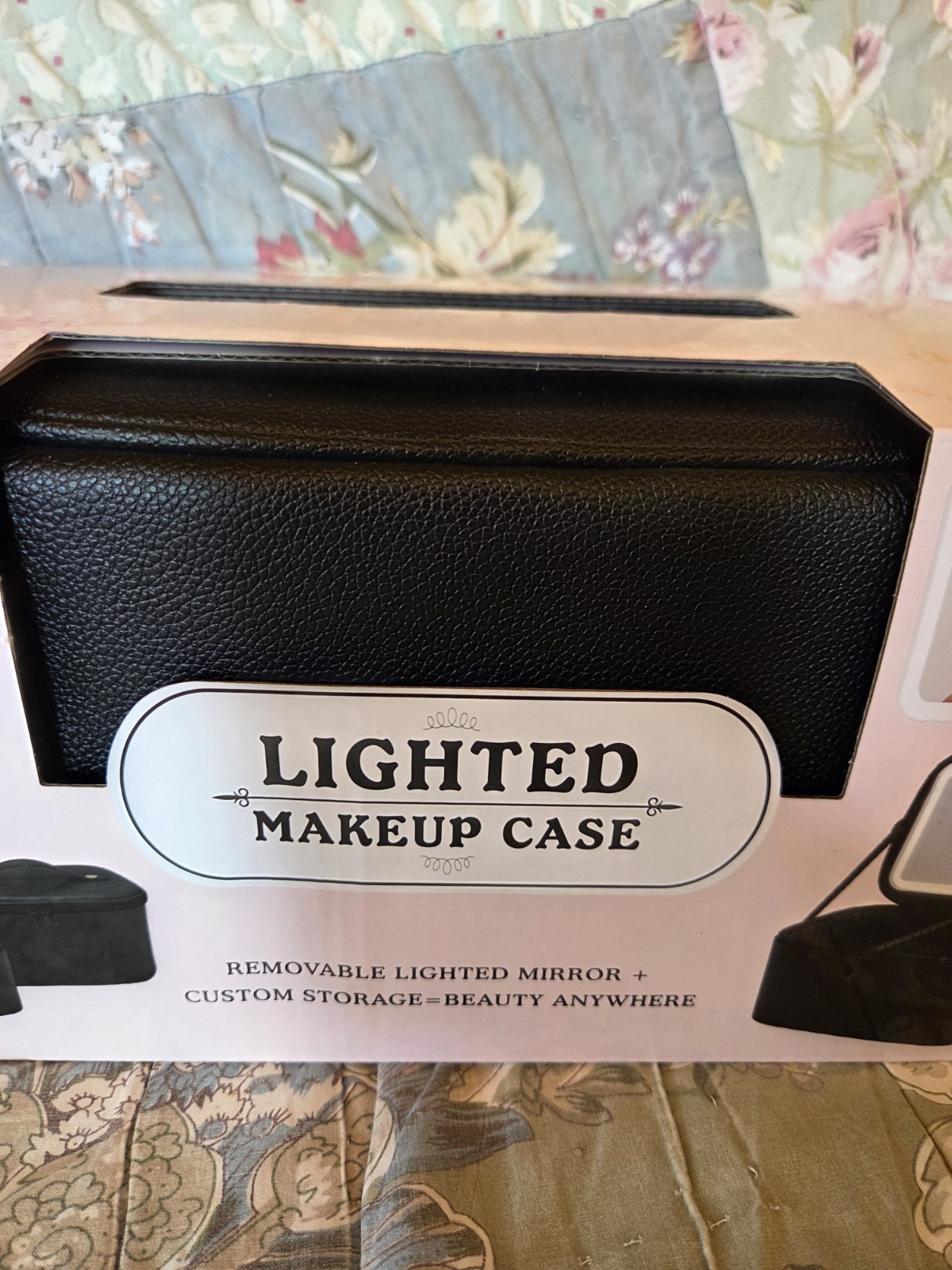 New Costco Lighted Makeup Case USB-C Charging LED Mirror 3 Mode Black Bag Travel