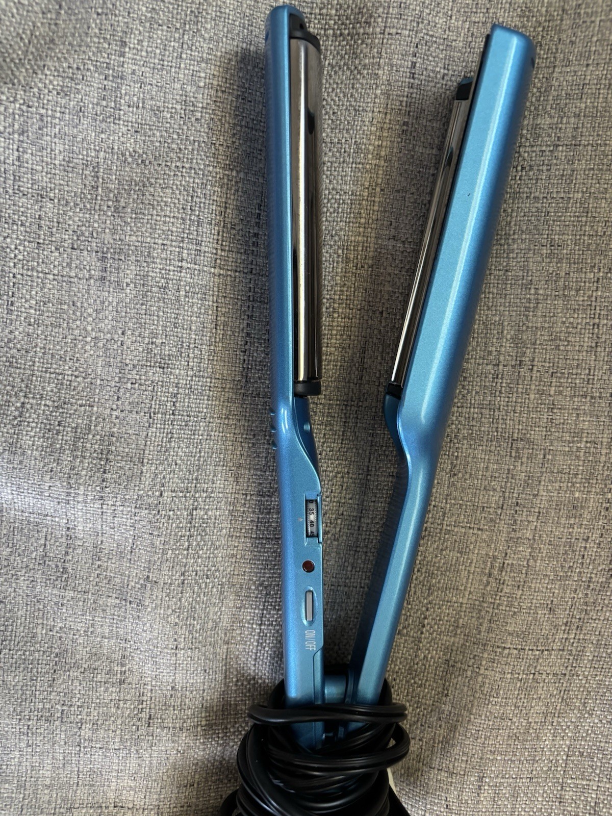 BaBylissPRO Nano Titanium Flat Iron Straightener, 450°F, Blue, Adjustable