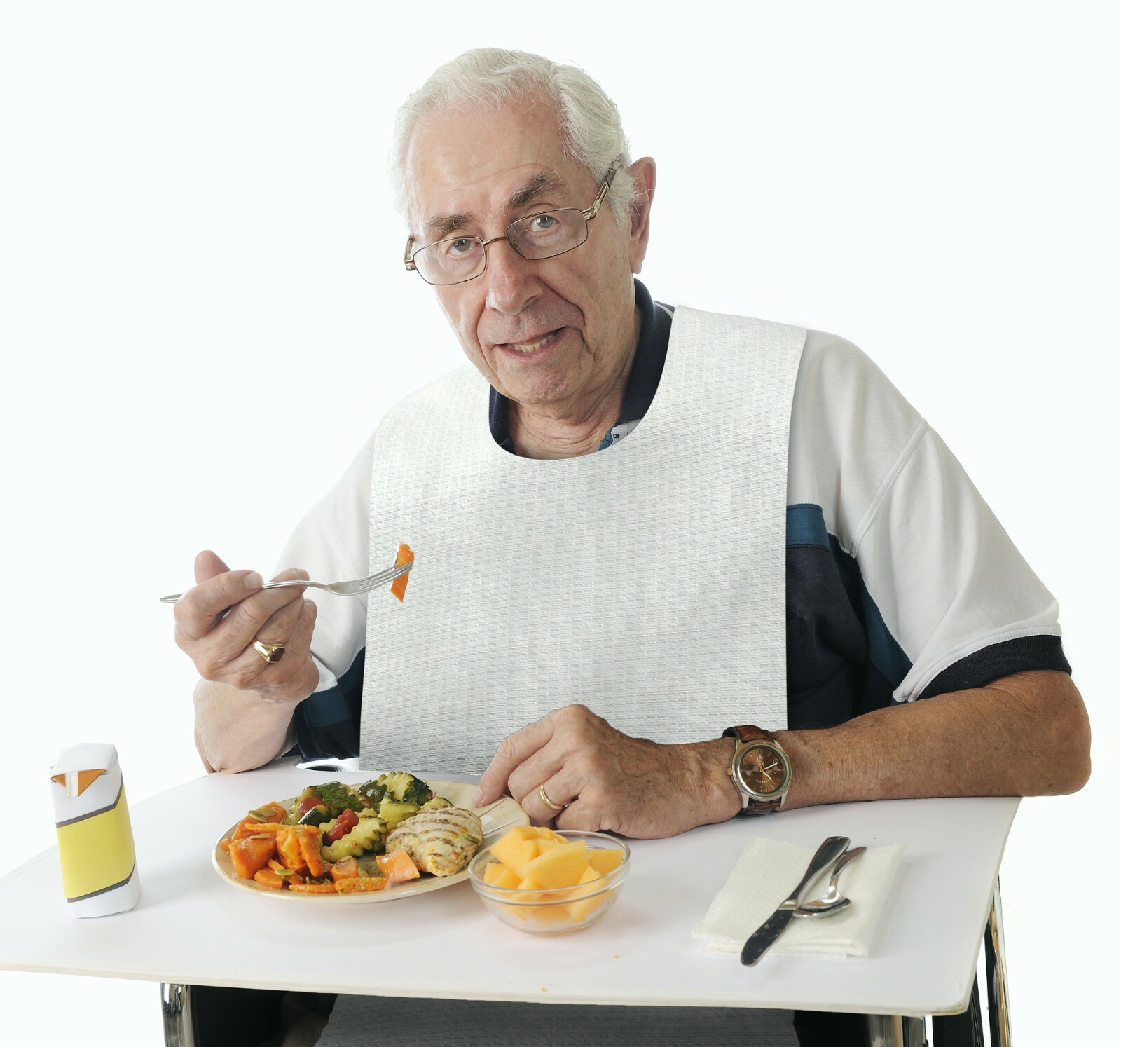 Overhead Slip-On Lightweight & Comfortable White Disposable Adult Bibs 16″ X 33″
