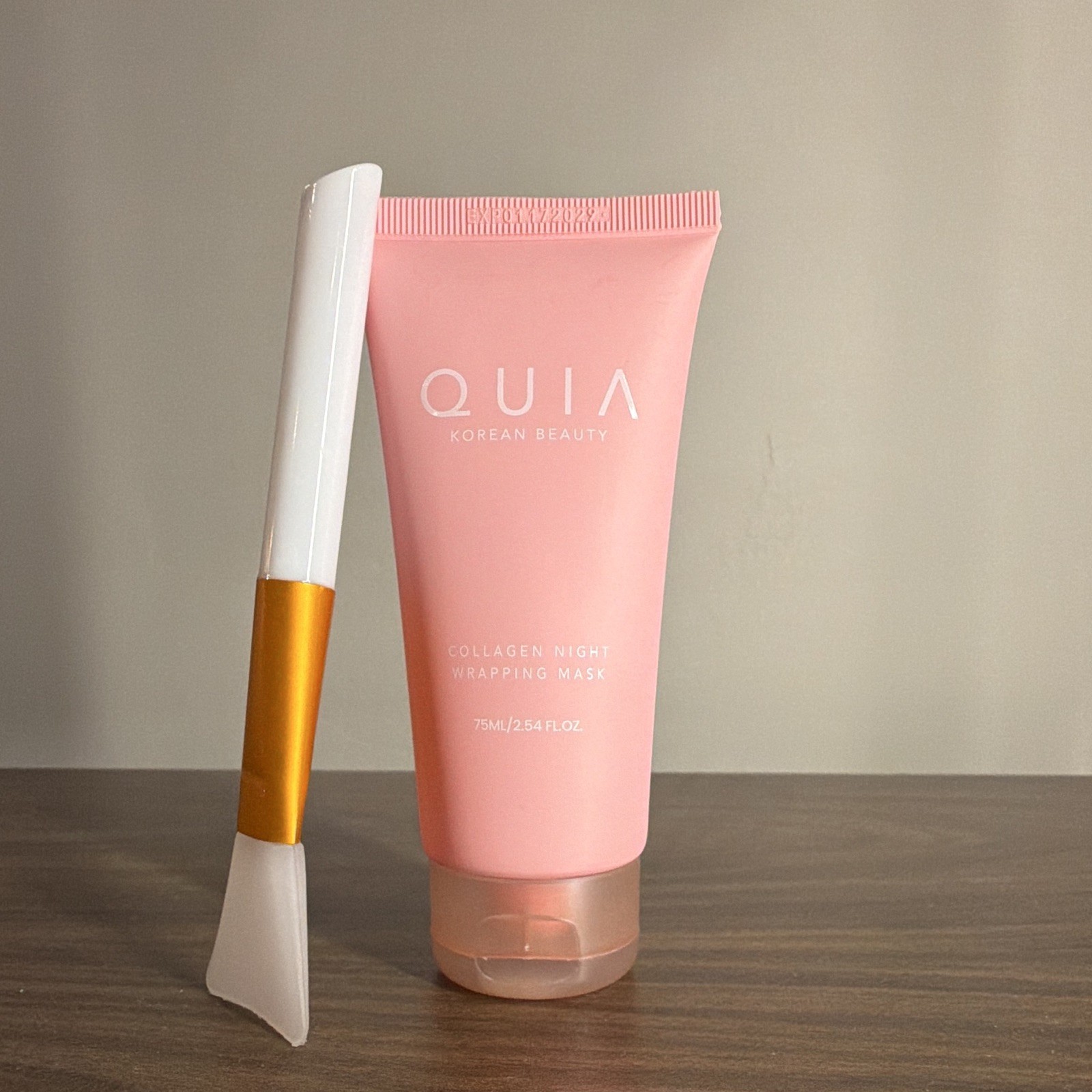 QUIA Collagen Night Wrapping Face Mask Hydrating w/ HA + Niacinamide 2.53 fl oz