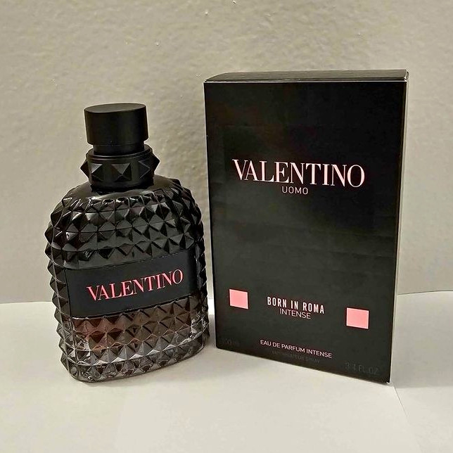 Valentino Uomo Born In Roma Intense Eau de Parfum Intense Spray 3.4 fl oz