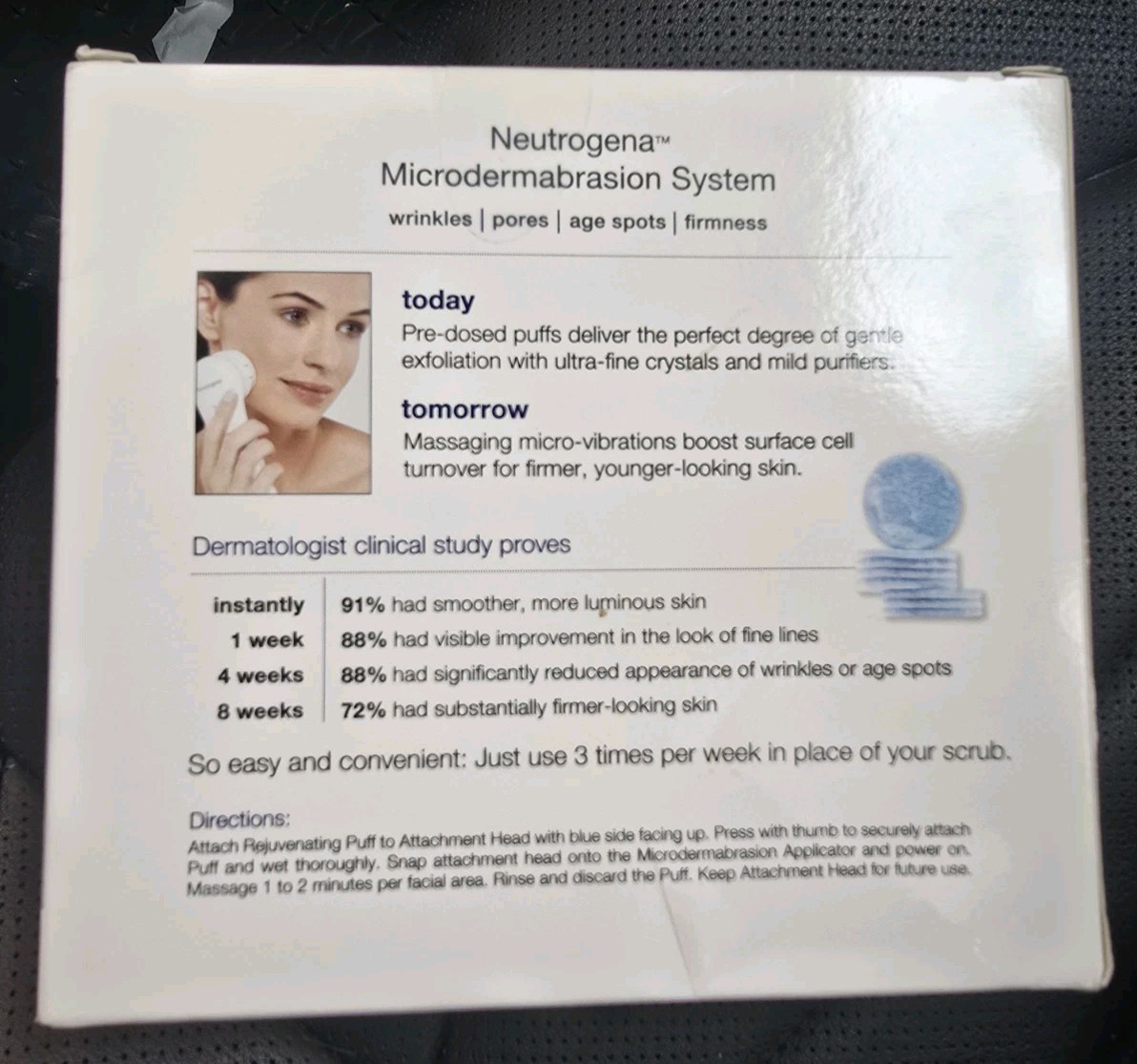 Neutrogena Microdermabrasion System Kit with 12 Rejuvenating Puffs NEW IN BOX