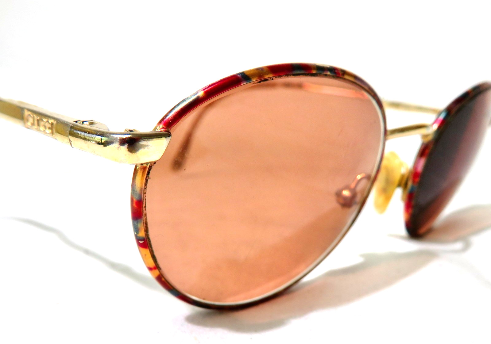 Gucci Eyeglass frame unknown model worn off Gold metal & multicolored eyewear
