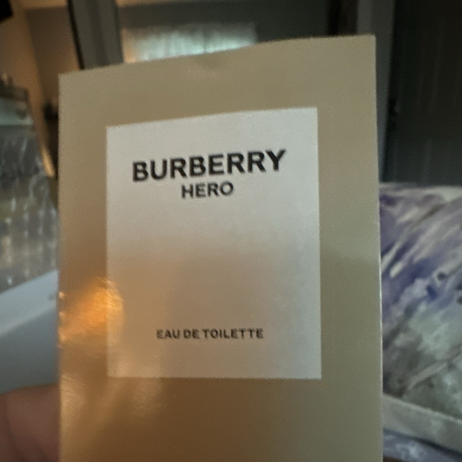 Burberry Hero Eau de Toilette Fragrance Spray Sample 2ml (0.06 fl oz)