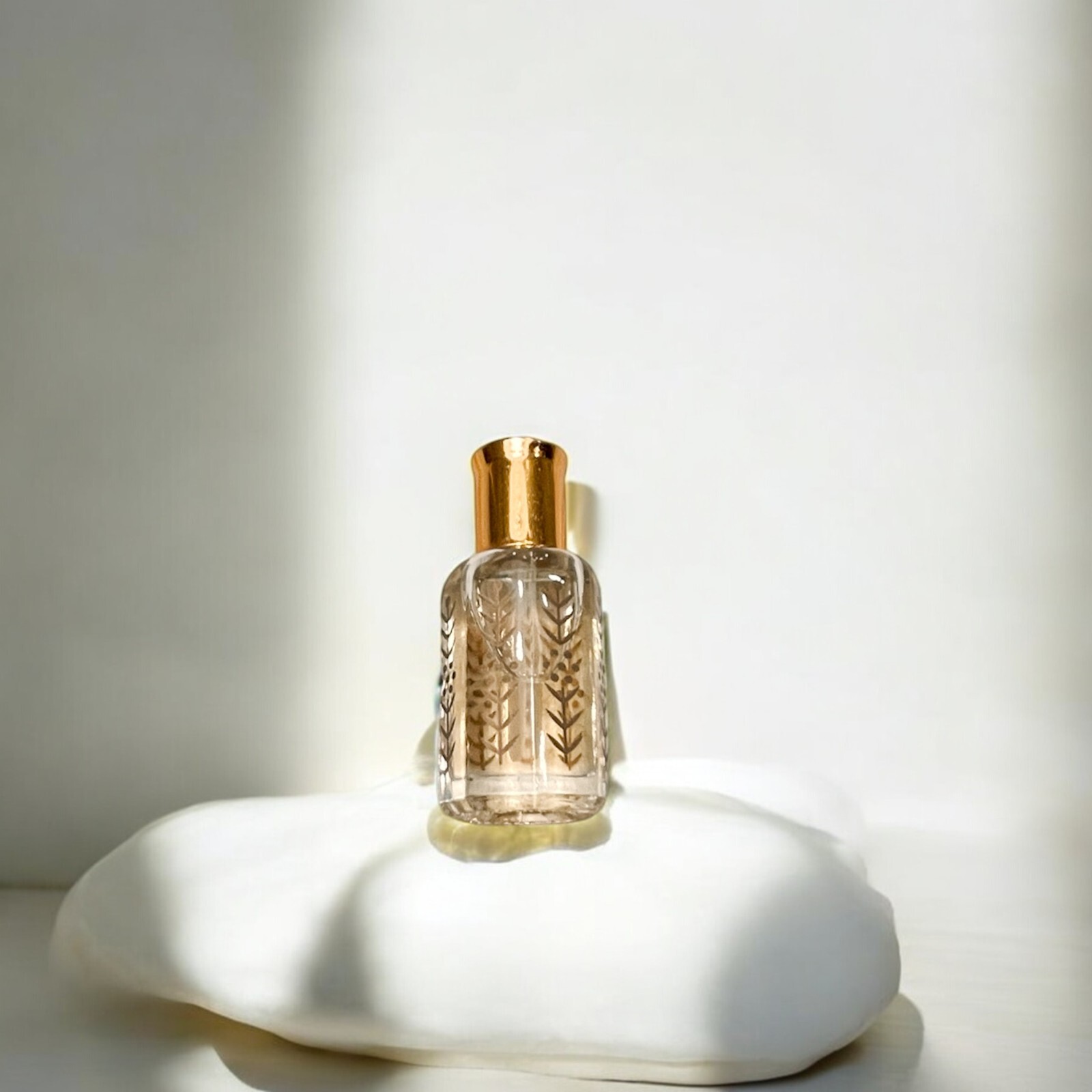 Arabian White Wood | Premium Perfume Oil | Attar Oil | Alcohol Free