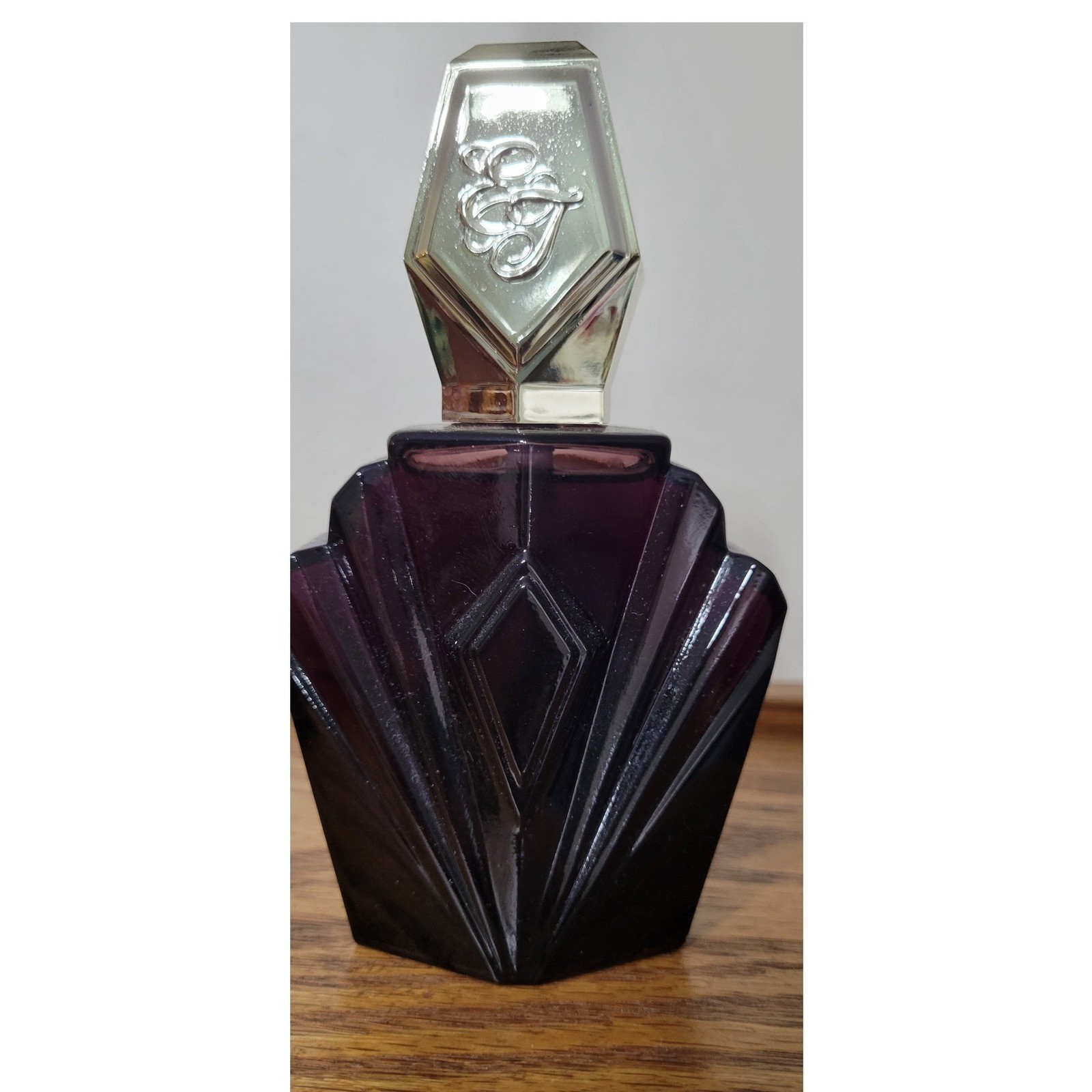 Elizabeth Taylor Passion Eau de Toilette Spray for Women 2.5 fl oz 74ml Purple