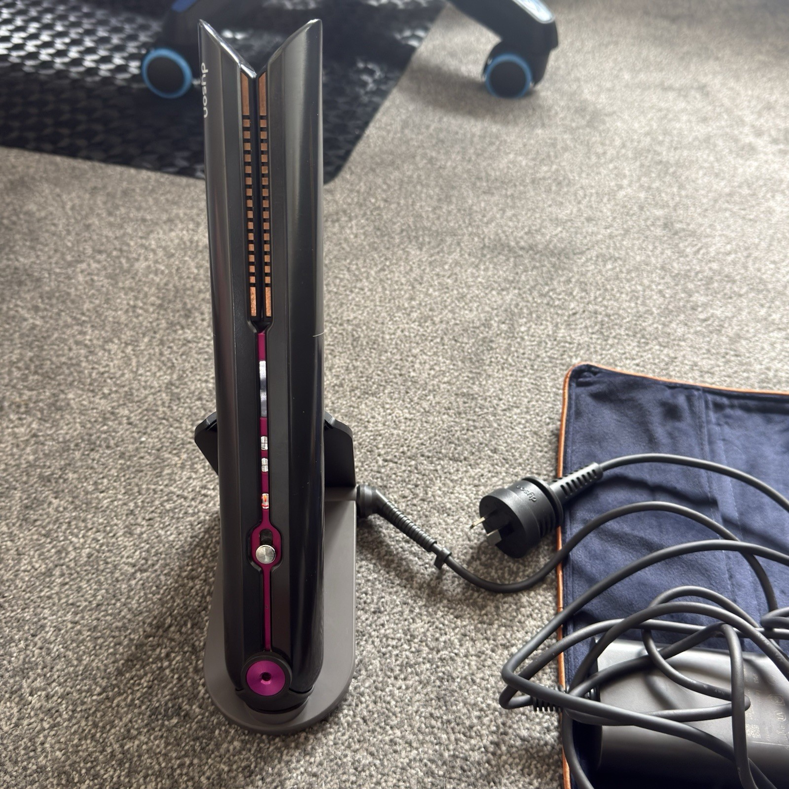 dyson corrale cordless hair straightener