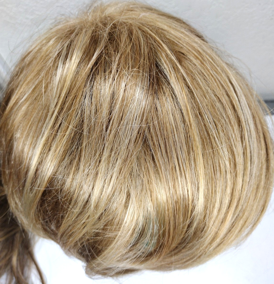 Gabor Honey Blonde Wig Modacrylic Fiber Made in Japan, Product Made in Indonesia