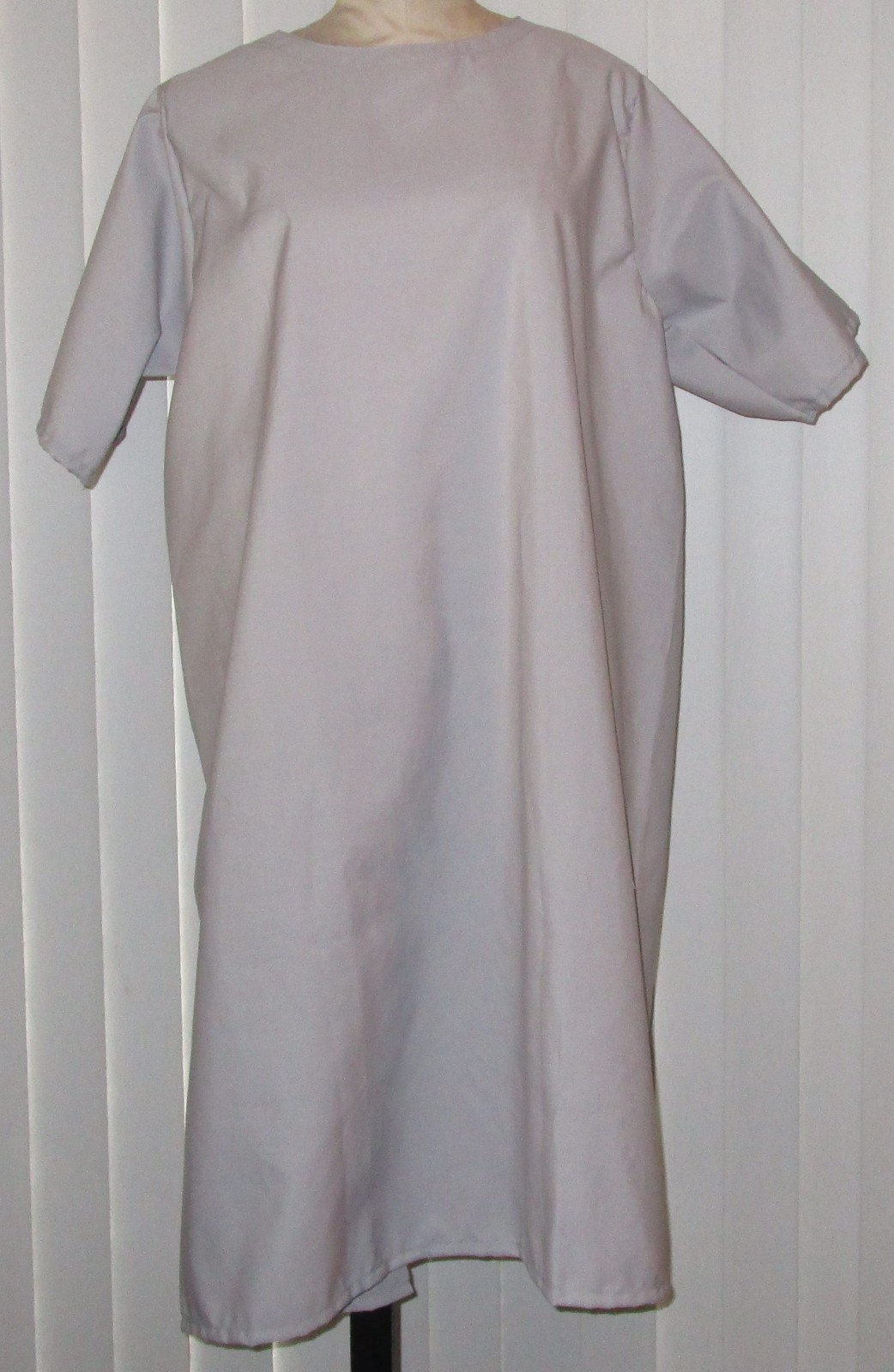 Hospital Patient 3 Armhole Exam Gown Gray Durable Reusable Quality