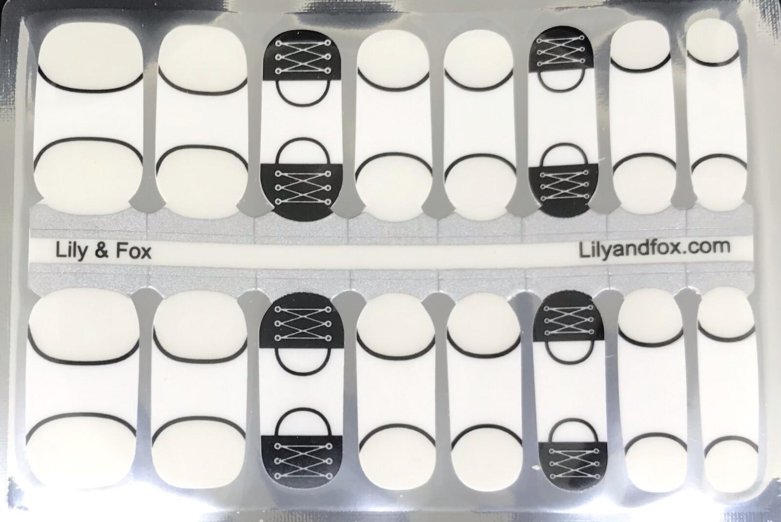 Lily And Fox Nail Polish Strips 16ct. Unknown Name. Read Description ⬇️