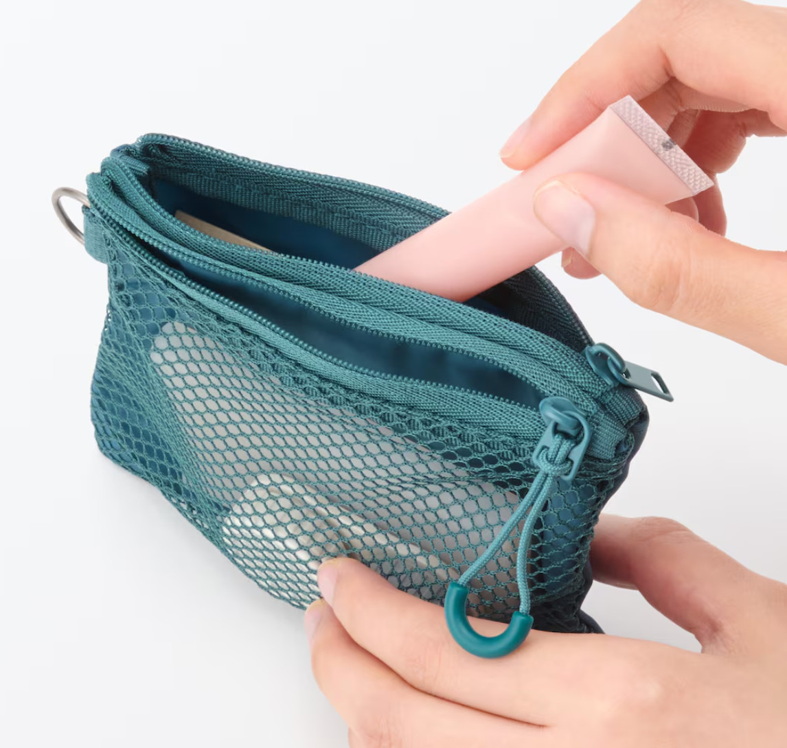 MUJI polyester double zipper case S size 10 x 13.5 cm green