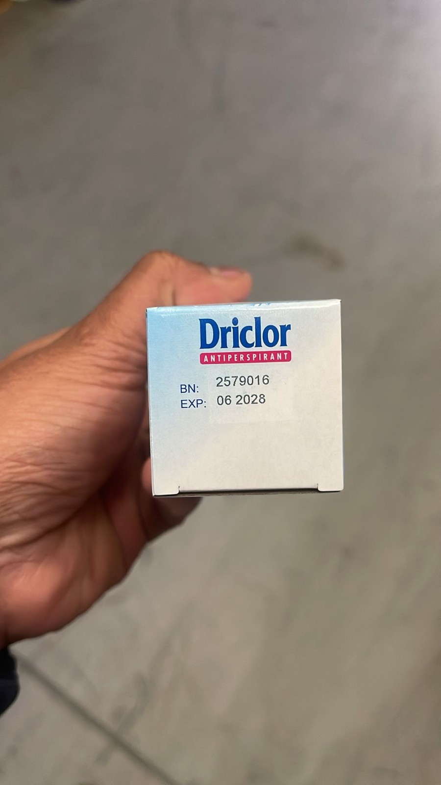 Driclor Roll on Applicator Antiperspirant 75ml- EXP 06/2028