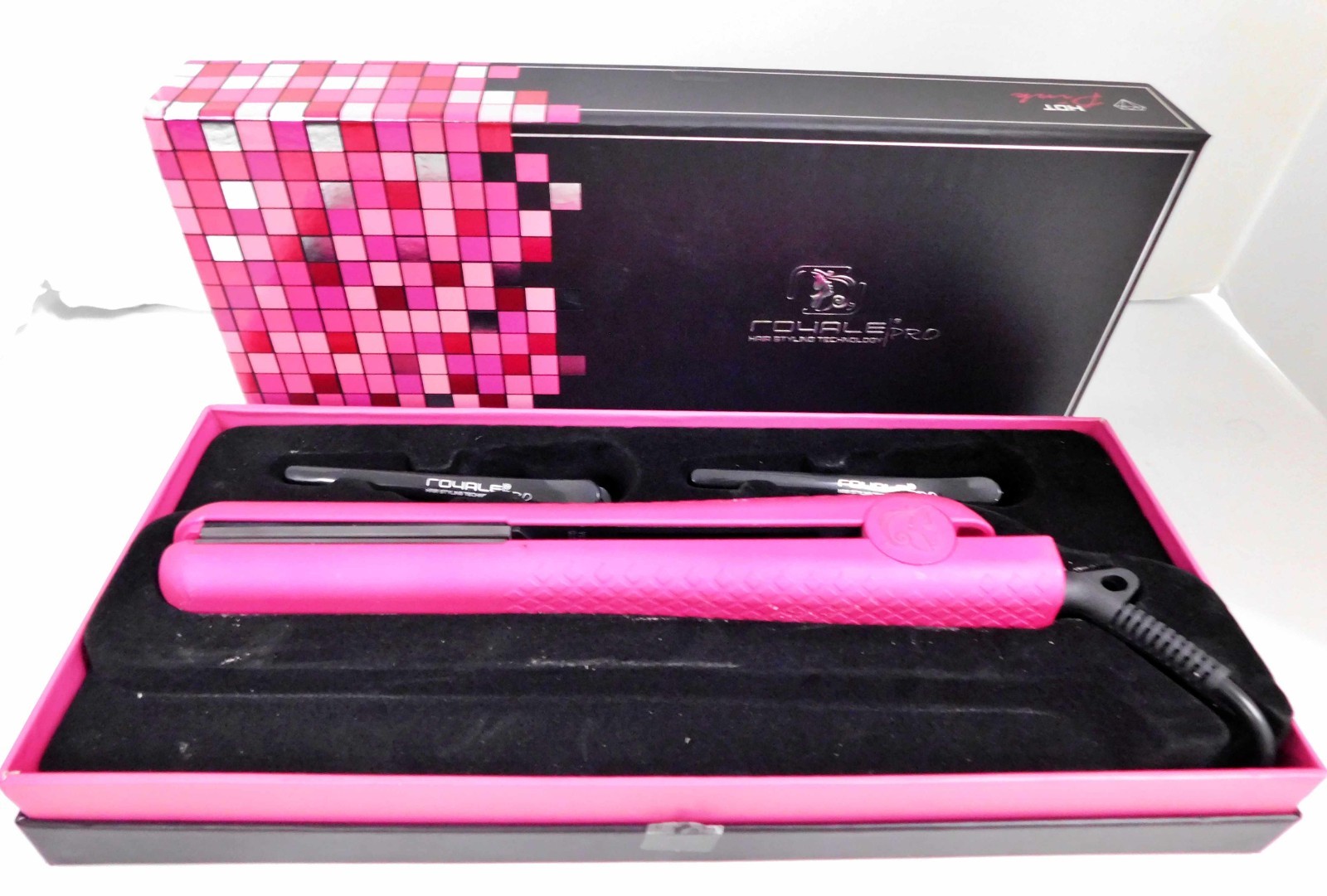 Royale | Pro Professional Hair Straightener Ceramic Plates Pink Flat Iron $300rt