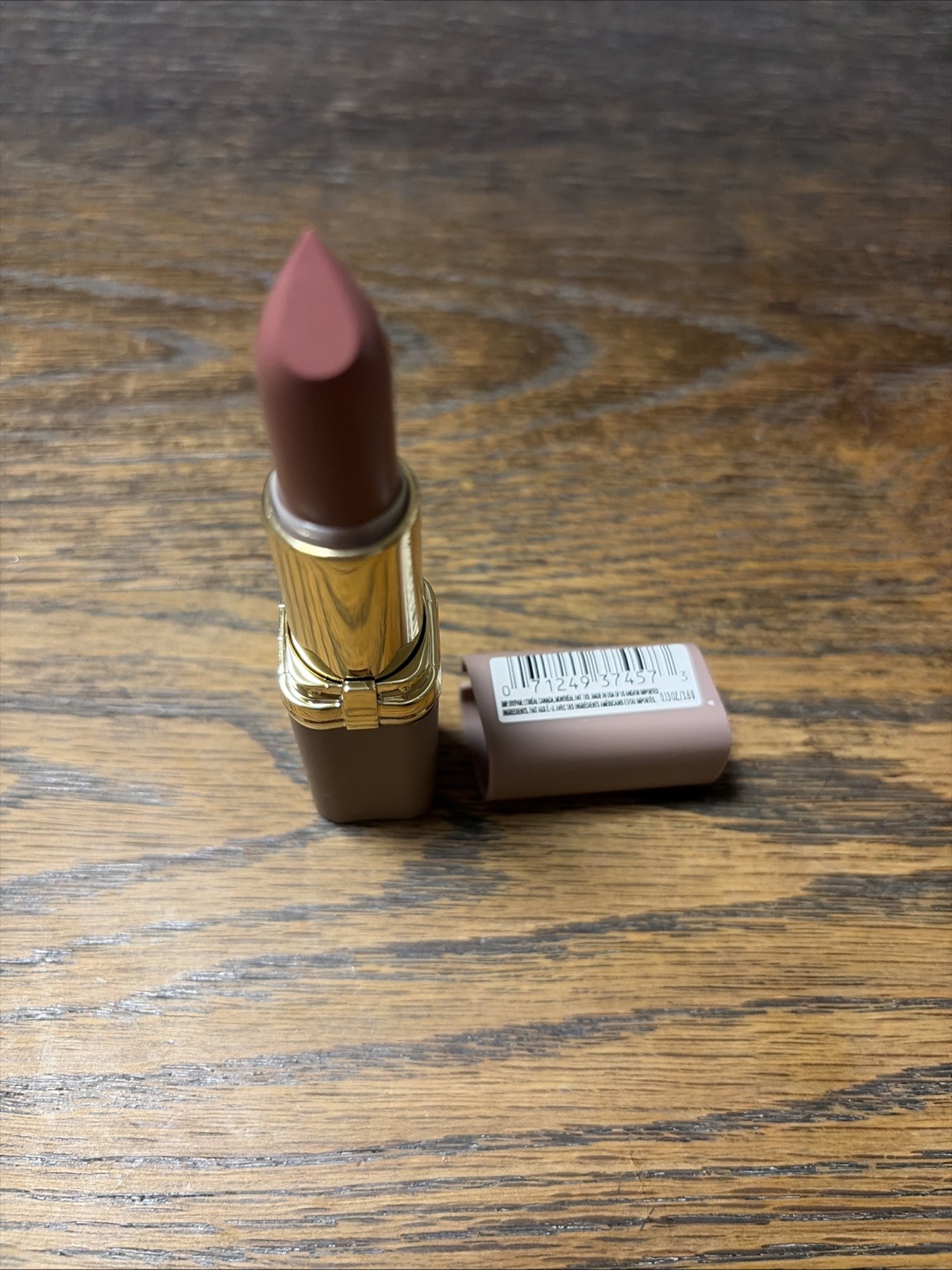 LOreal Colour Riche ULTRA MATTE Lipstick – #980 Rebel Rouge – Brand New.