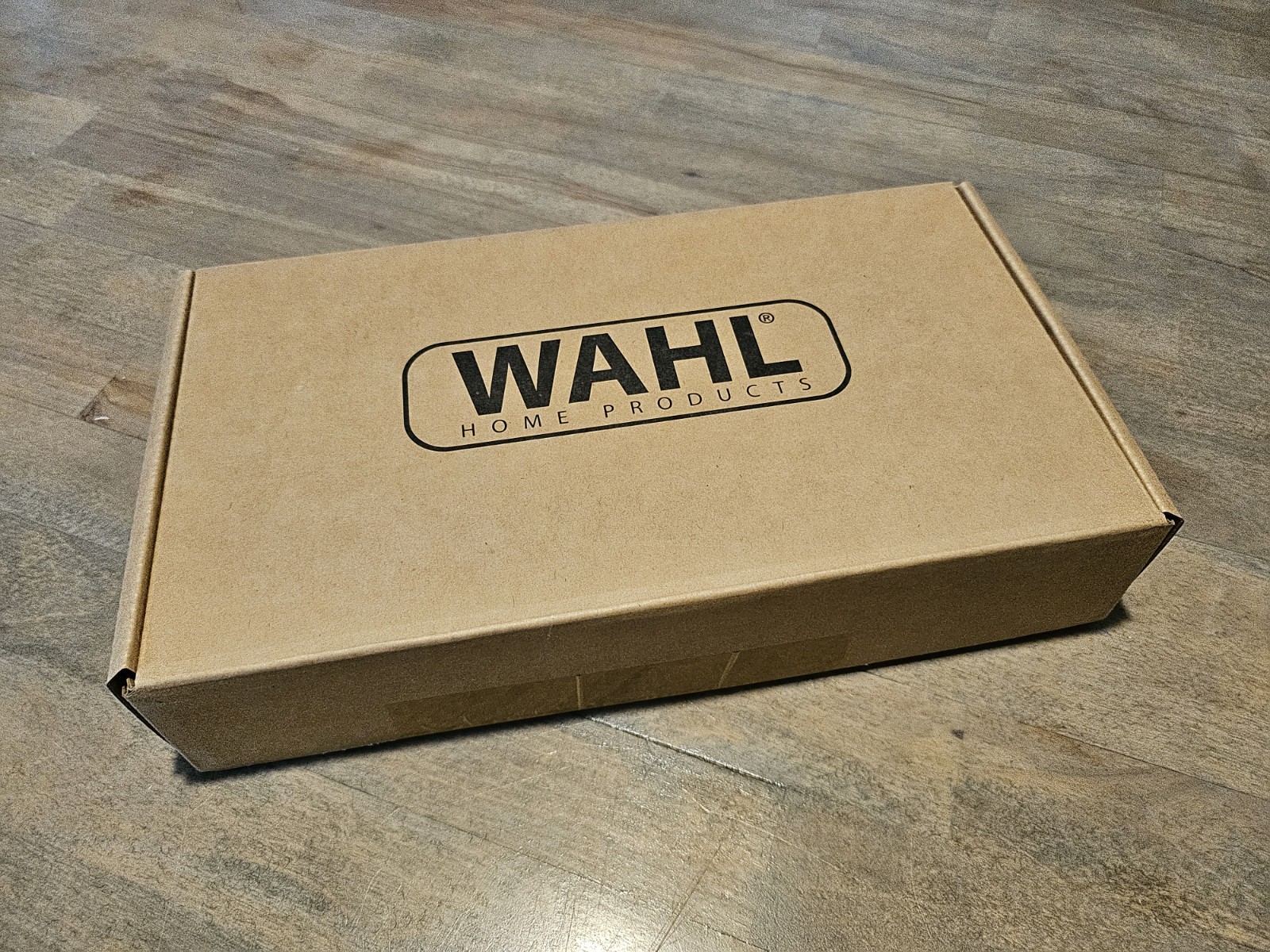 Wahl Groomsman Rechargeable Trimmer for Beard/Nose/Ear/Body 5622