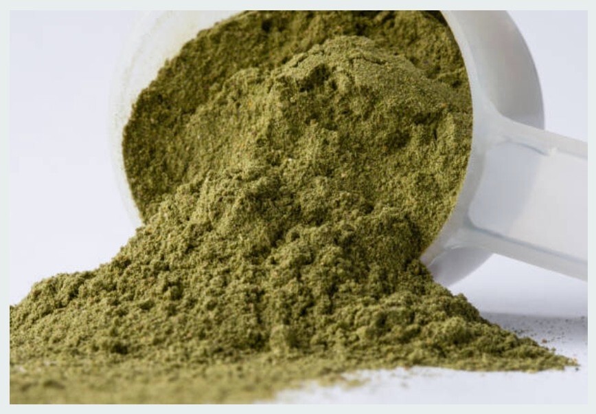 Raspberry Leaf | Powder or Whole Herb – 1oz / 4oz / 8oz | Women’s Wellness Aid