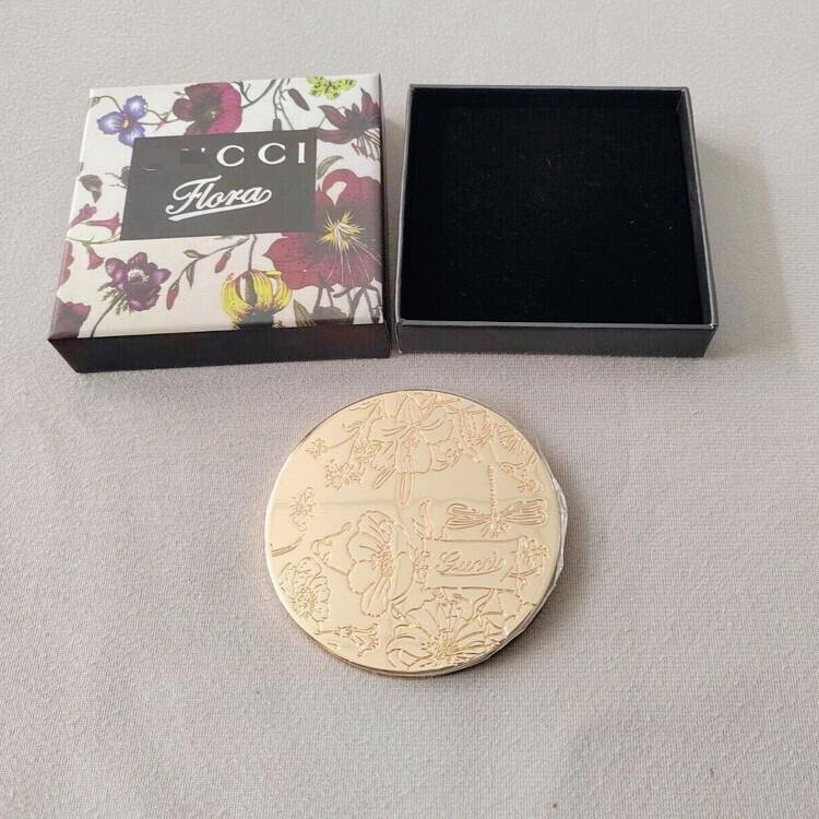 Novelty Mirror MakeUp Mirror With Box