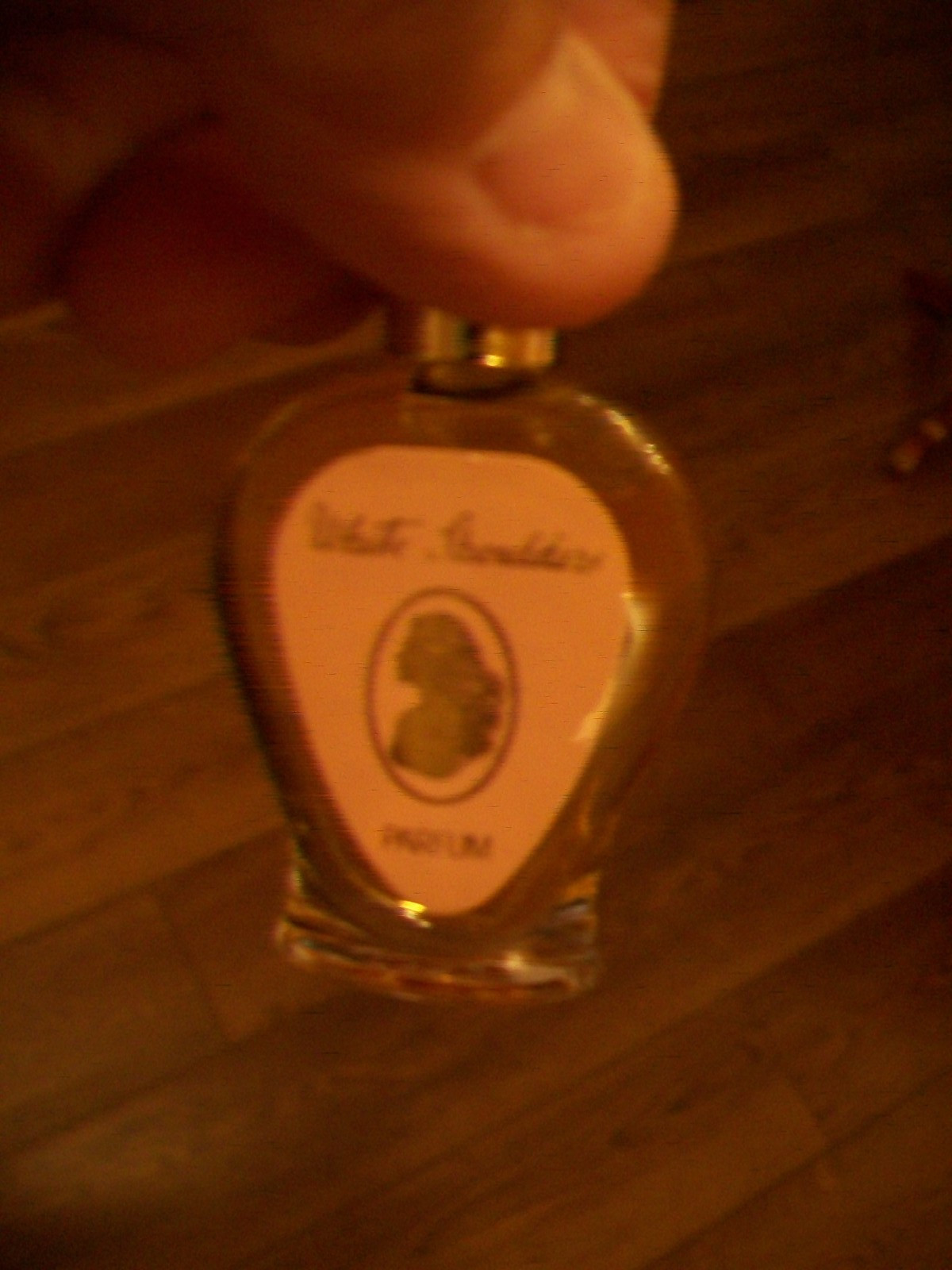 WHITE SHOULDERS Parfum 1ST FORMULA Splash EVYAN 1/4 fl oz GOLD TOP – NEW Vintage