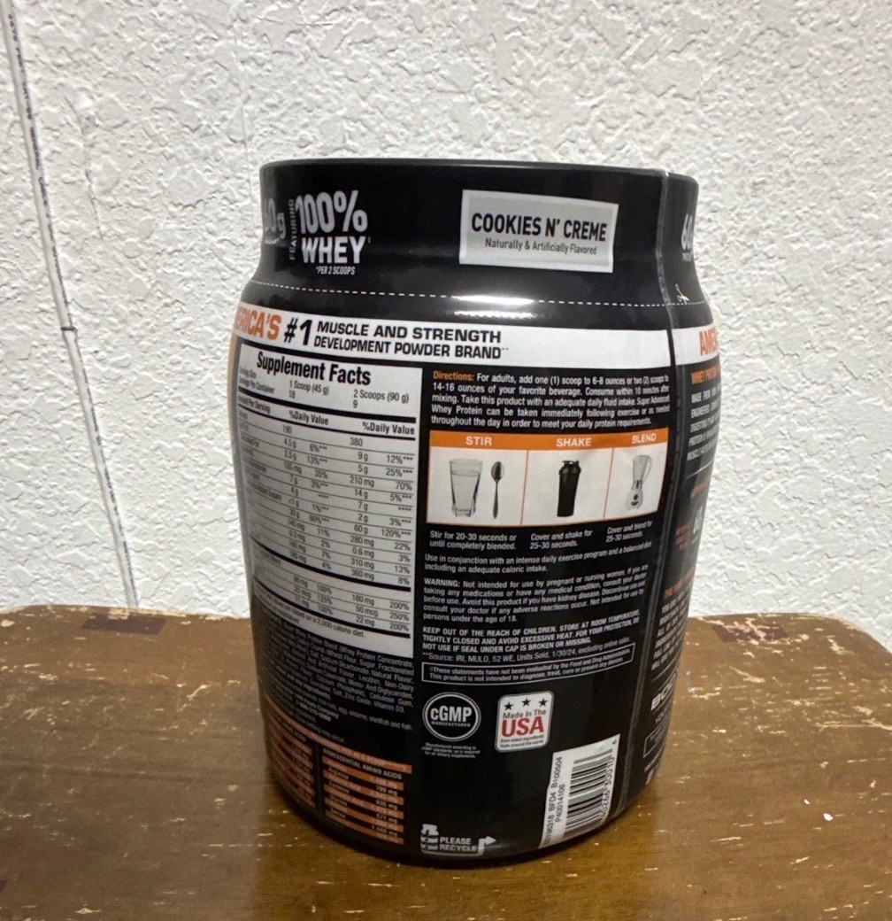Body Fortress whey protein powder 1.78-Cookies and cream