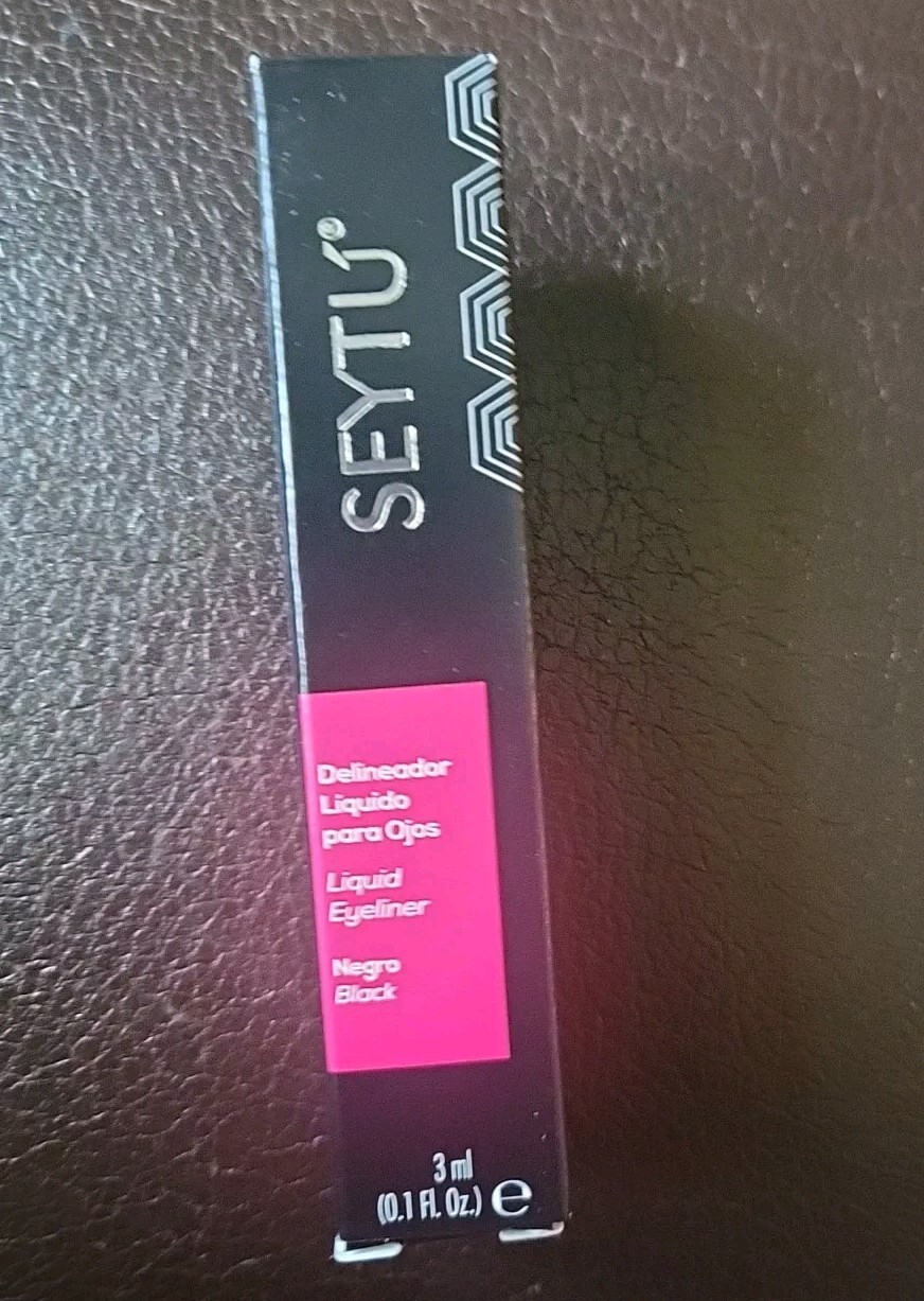 Delineador Liquido Para Ojos