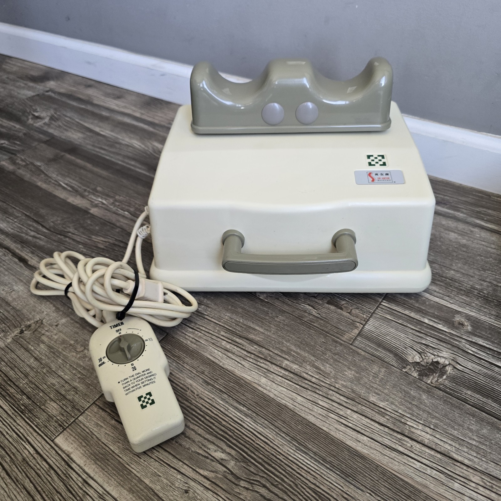 Sun Ancon SDM-323 Chi Machine Vibrating Massager Corded Electric for Legs, Feet