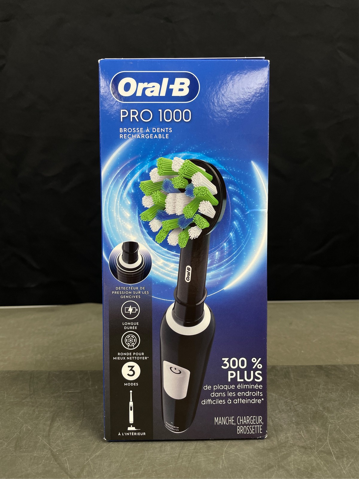 Oral‑B Pro 1000 Rechargeable Electric Toothbrush, Black, 1 Brush Head, for Adu 2