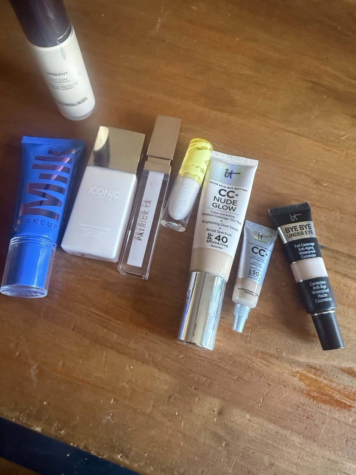 Makeup Bundle Hourglass, Patrick Ta, Milk, It Cosmetics, & Koses