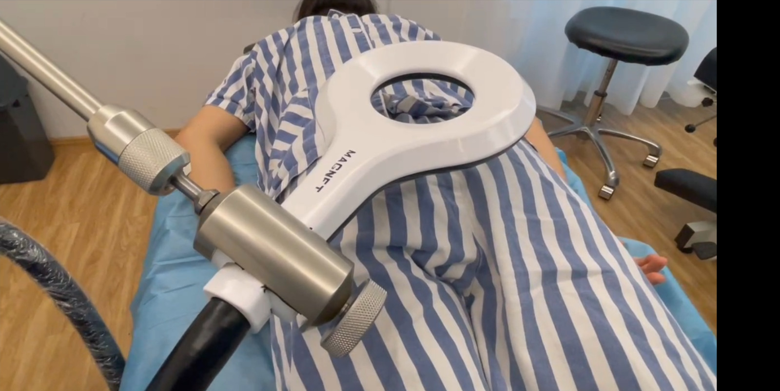 EMTT Physiotherapy Physio Magneto Machine for Pain Relief Sports Injury Recovery
