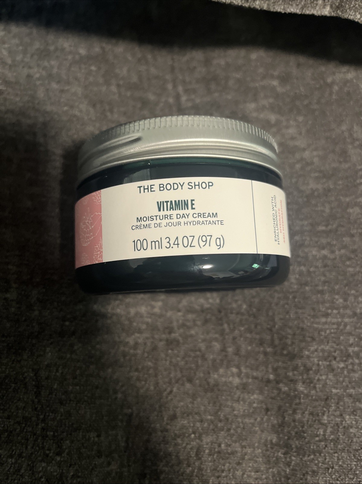 THE BODY SHOP Vitamin E Moisture Day Cream All Skin Type Large Size 3.4oz 100ml