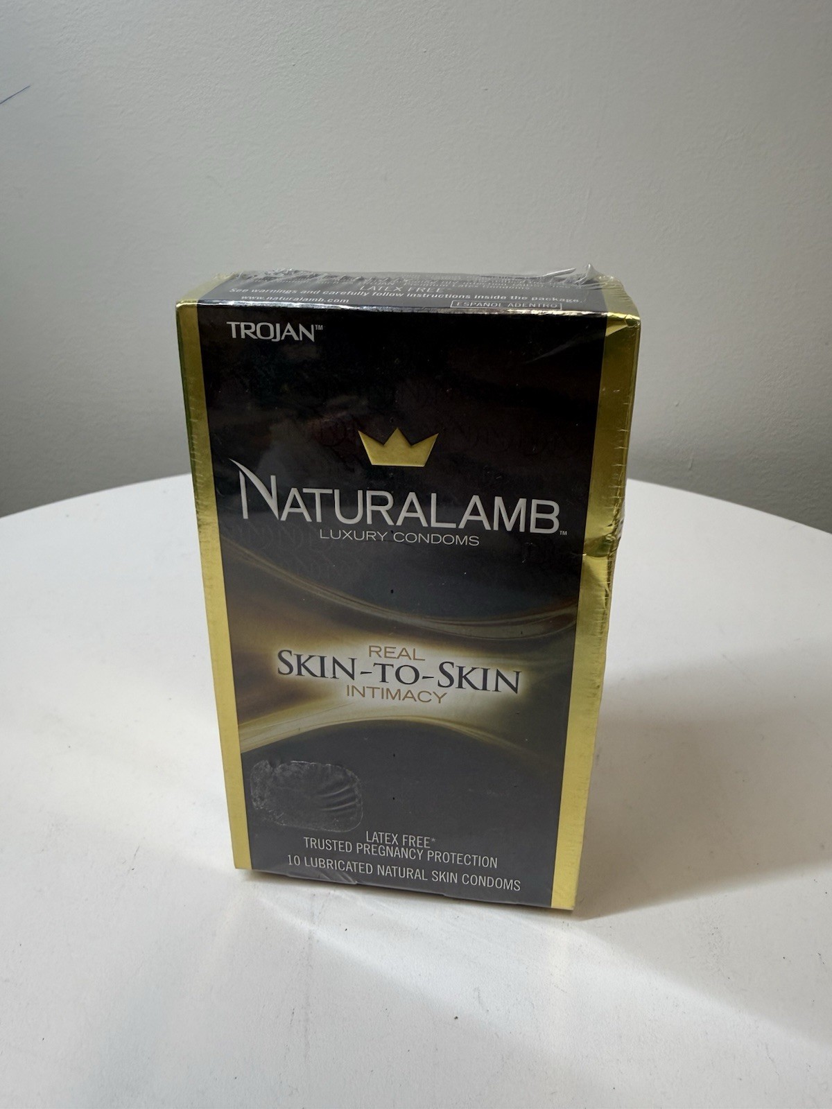Trojan NaturaLamb Lubricated Latex-Free Condoms 10 Pack – EXP SEPTEMBER 2026