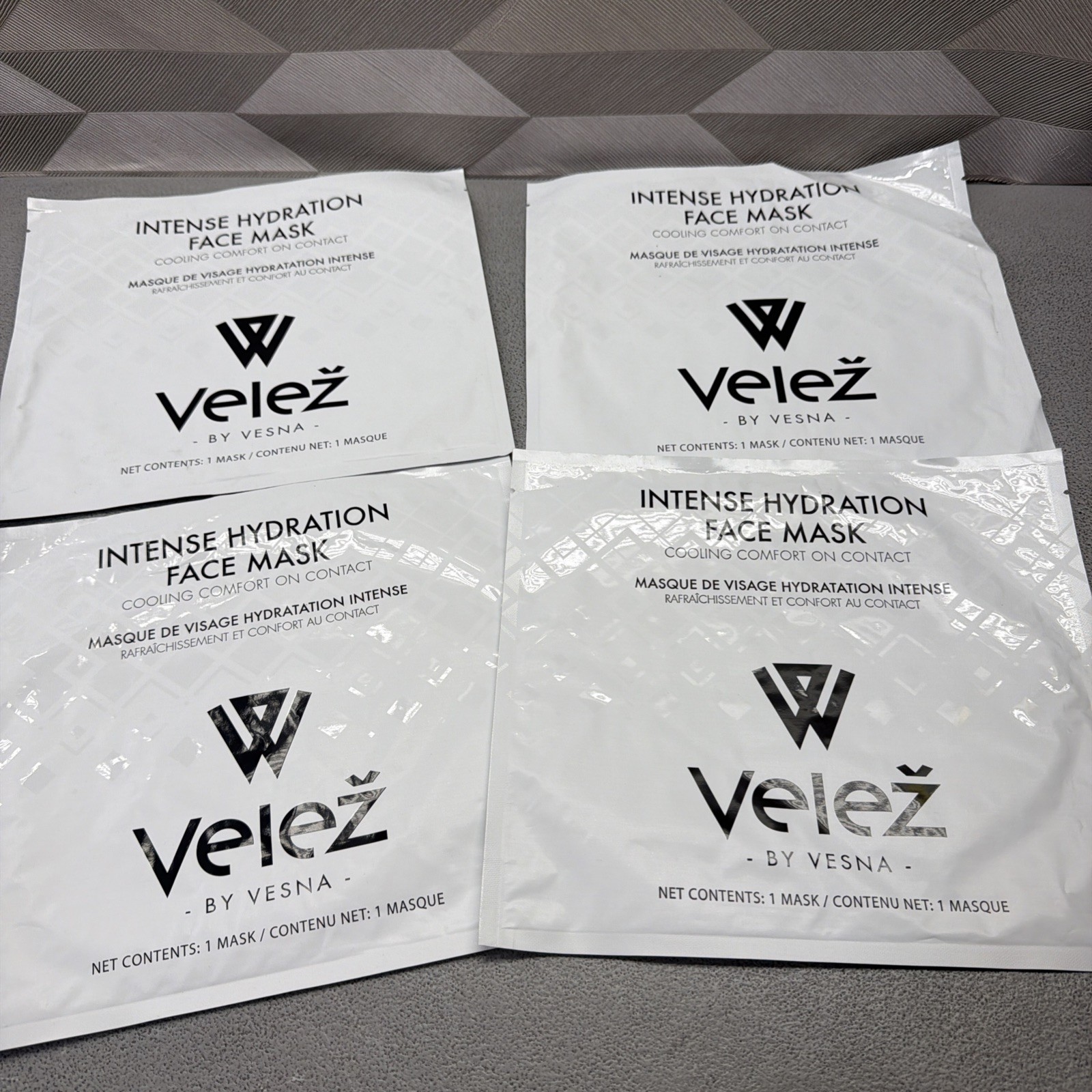 LOT OF 4 Velez Intense Hydration Face Mask EXP 07/2028
