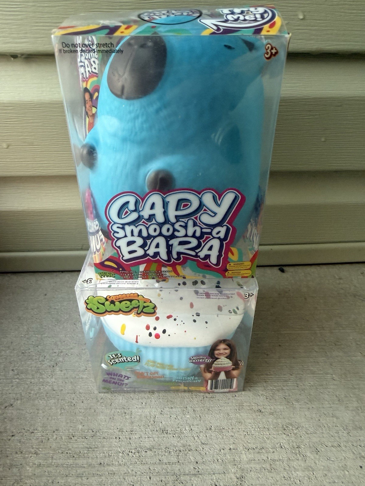 NEW BLUE Squeeze Sweet Cupcake & Capybara Squishy Stress Relief Viral Five Below