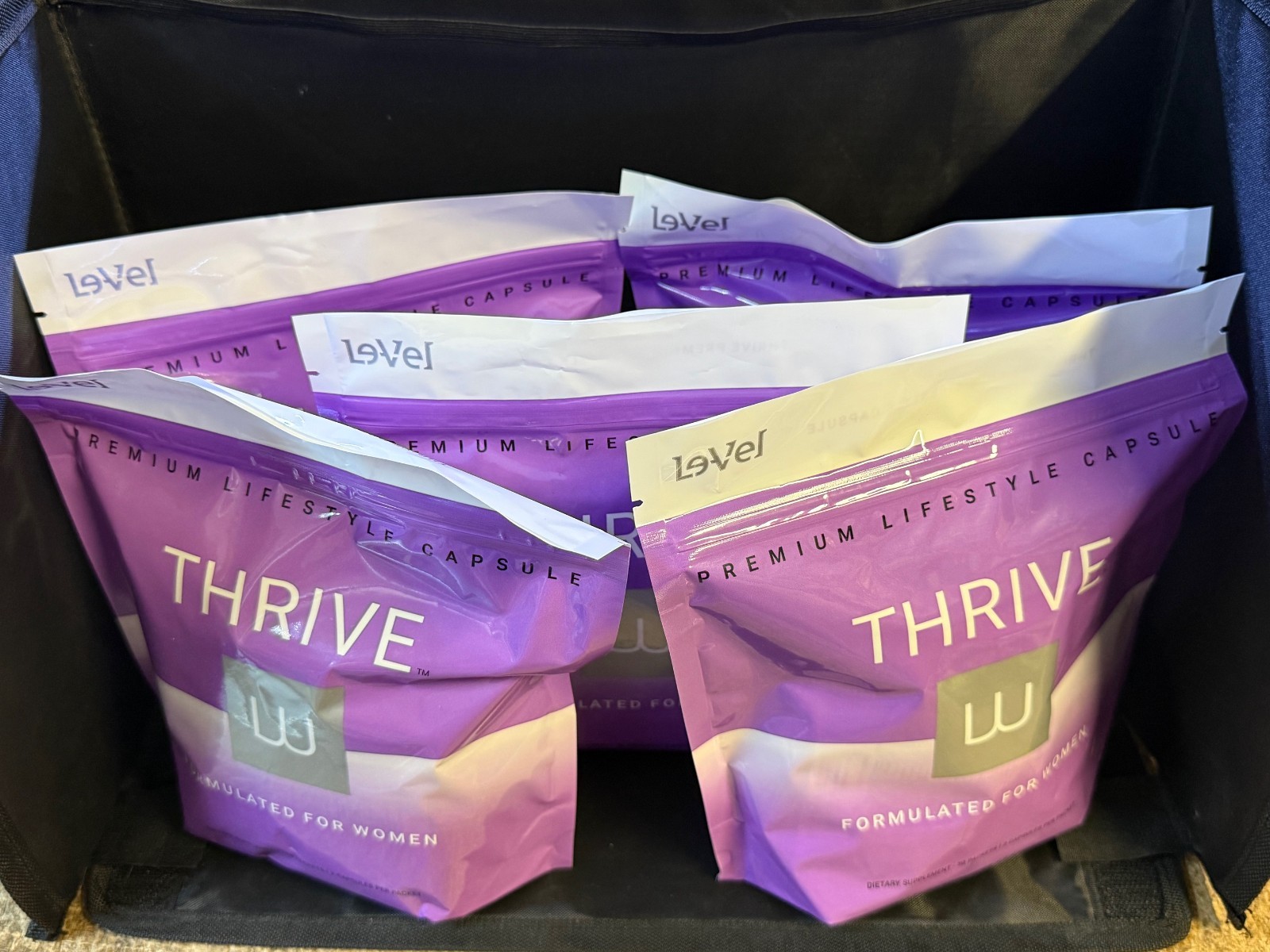 300ct Thrive Women’s Premium Lifestyle Capsules manufacture date 4/2024 – 5 bags