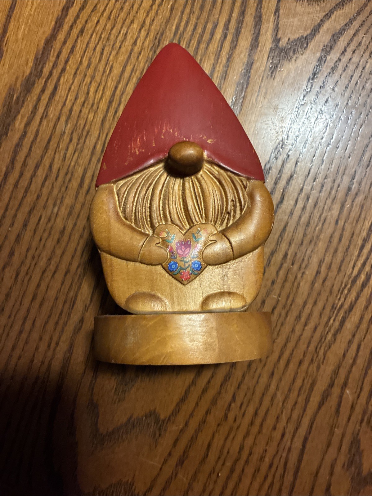 Natural Life Hand Carved Wood Eyeglasses Stand Gnome Red Hat & Floral Heart